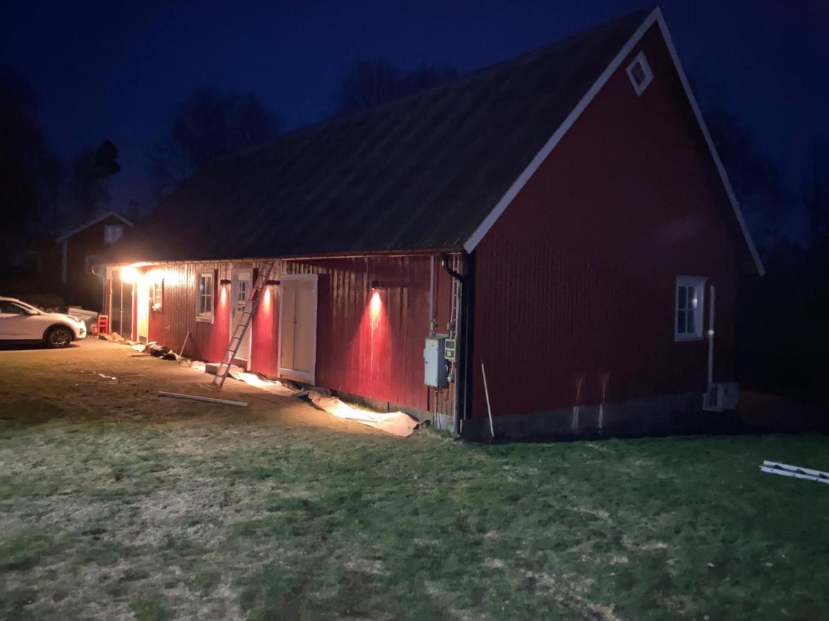 Skog Fegen Naera Ullaredヴィラ エクステリア 写真